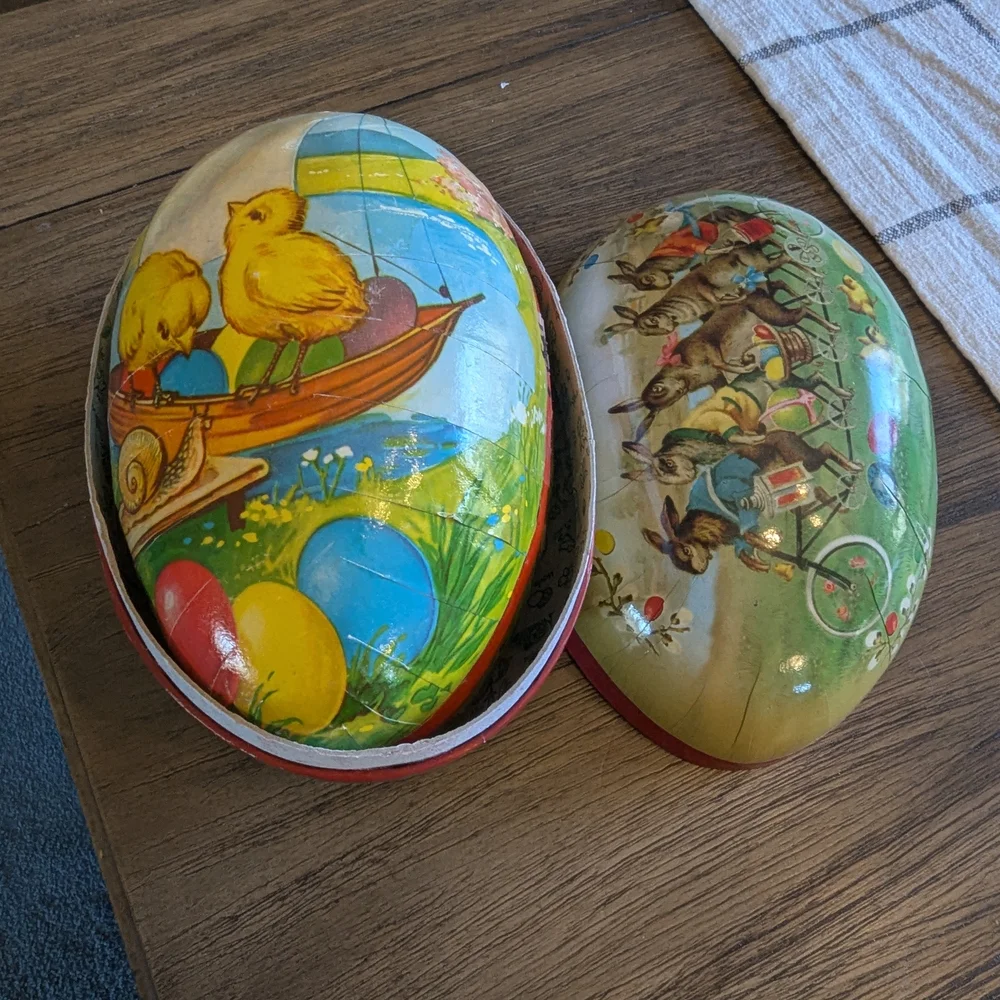 2 Vintage Decorative paper machie Easter Eggs. Germany